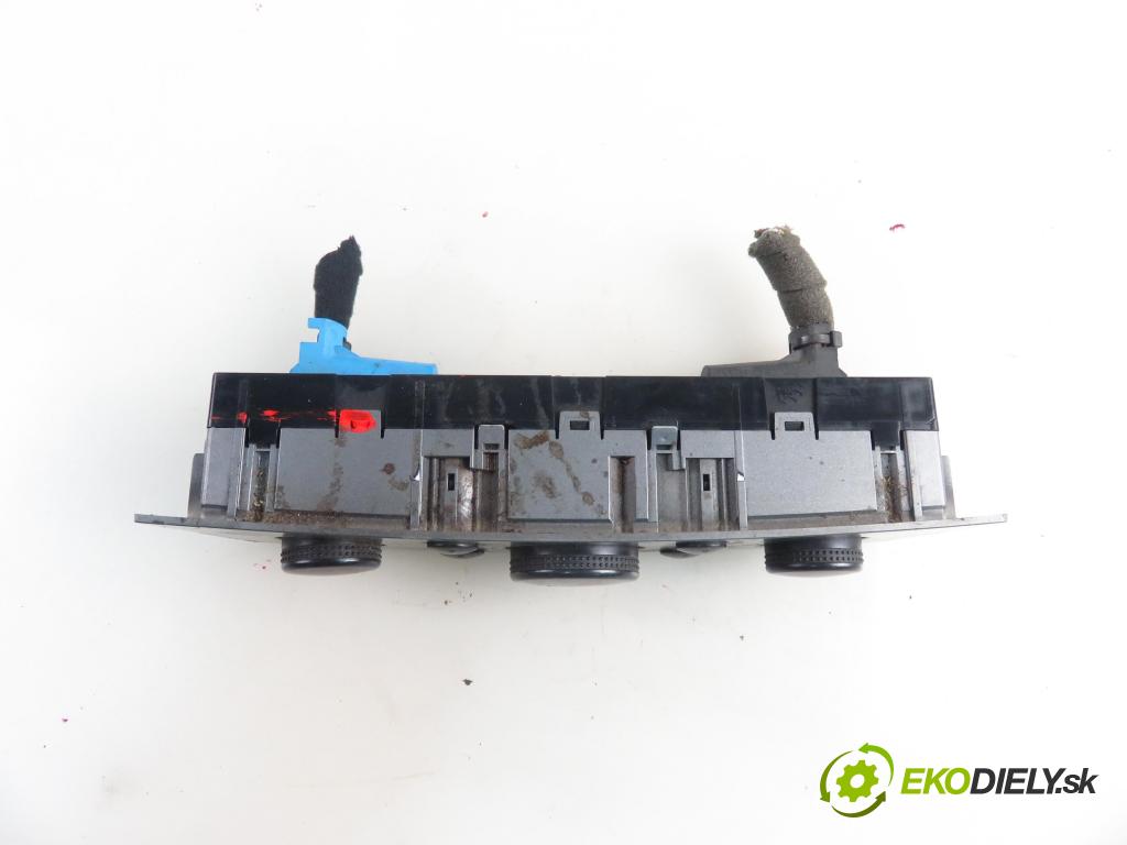 OPEL SIGNUM HB 2004 110,00 1.9 CDTI 150 1910,00 Panel kúrenia KLIMATRONIK 13138196