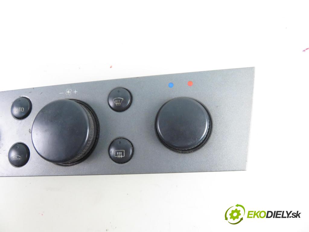 OPEL SIGNUM HB 2004 110,00 1.9 CDTI 150 1910,00 Panel kúrenia KLIMATRONIK 13138196