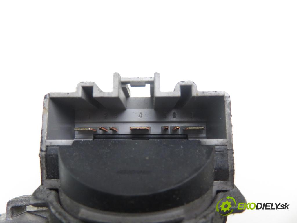 FORD TRANSIT TOURNEO Autobus (FC_ _) BUS 2005 63,00 2.0 DI 86 - F3FA 1998,00 spinačka  (Spínacia skrinka)