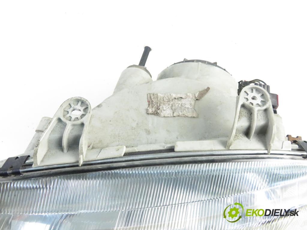 SAAB 9-3 (YS3D) LIFTBACK 1999 96,00 2.0 i - B204I 1985,00 světlo LP