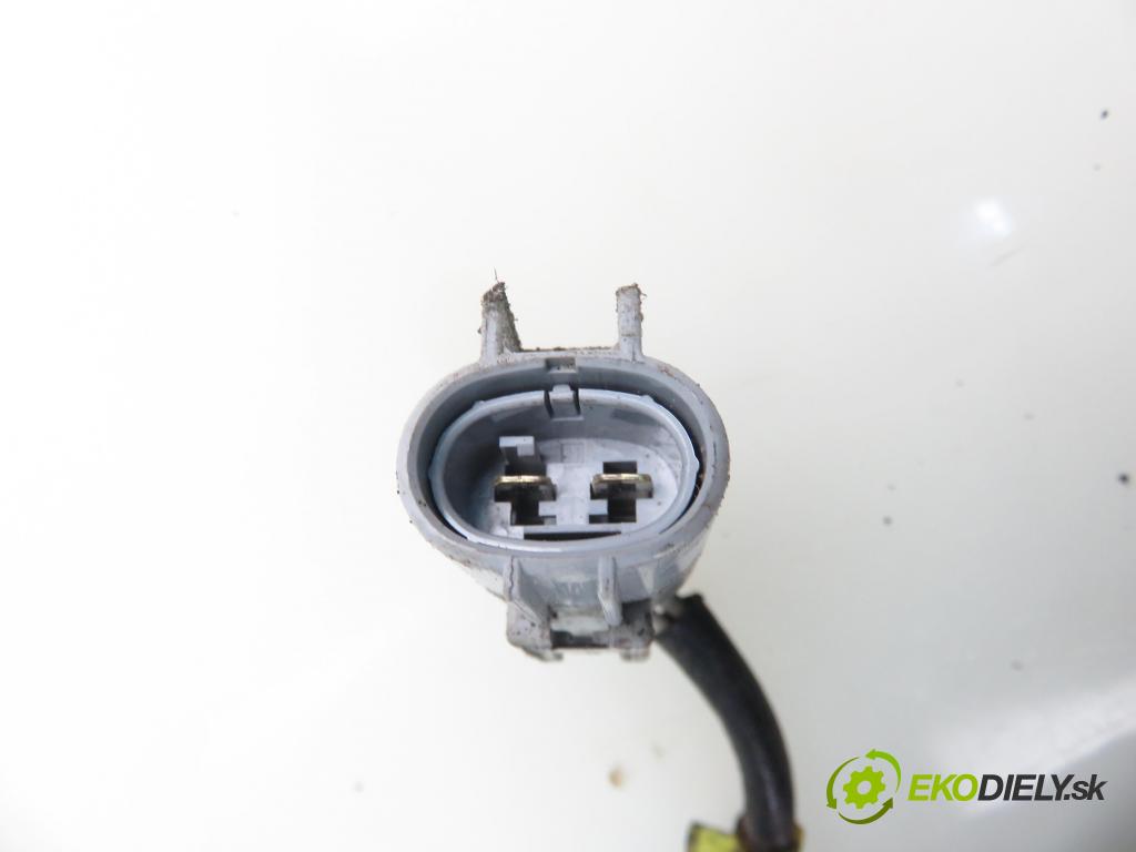 MAZDA 5 (CR19) MINIVAN 2006 105,00 2.0 MZR-CD 143 - RF7J 1998,00 Obal filtra paliva 1457434438