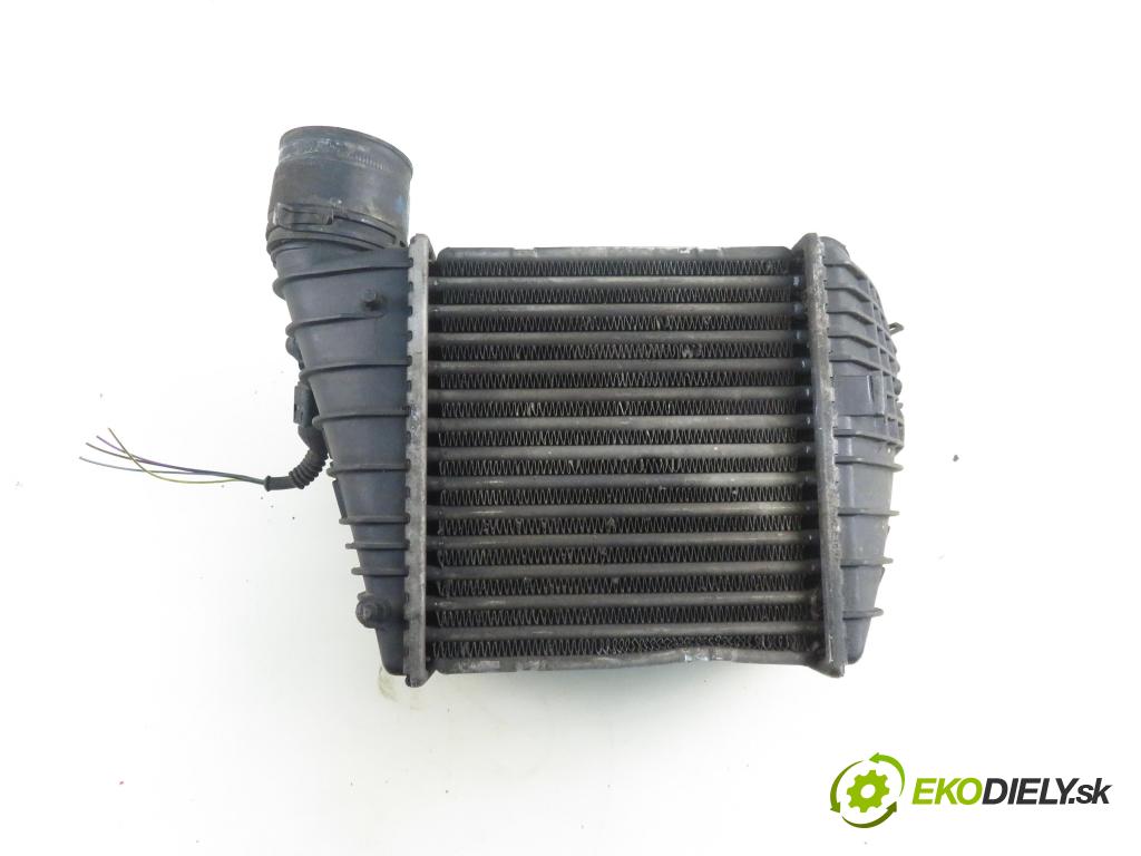 VW GOLF IV Variant (1J5) KOMBI 2001 85,00 1.9 TDI PD 115 - AJM 1896,00 chladič intercooler 1J0145803F