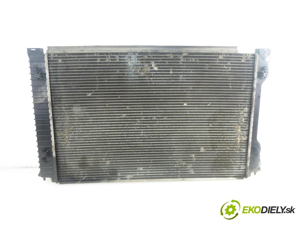 AUDI A6 (4F2, C6) SEDAN 2004 165,00 3.0 TDI quattro - BMK 2967,00 chladič vody 4F0121251AG