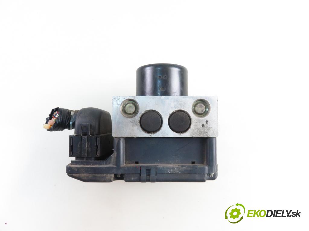 VW GOLF IV (1J1) HB 2001 77,00 1.6 16V - AUS 1598,00 Pumpa ABS 1C0907379 ; 100 94703073 ; 6X0614517 (Pumpa ABS)