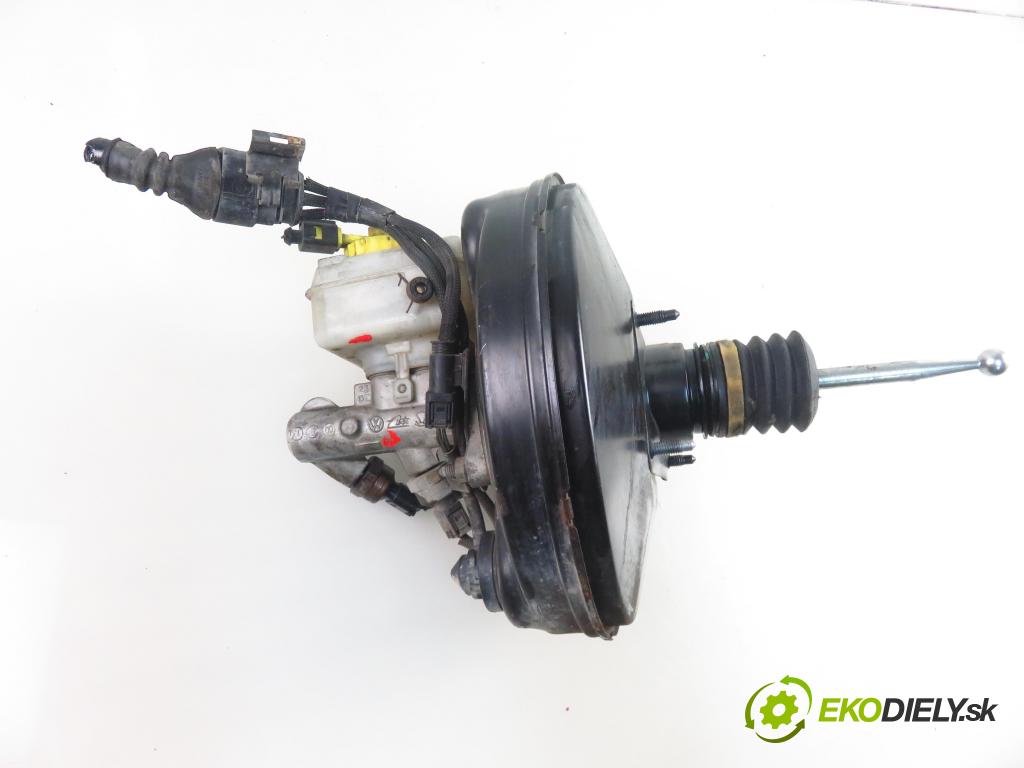 VW GOLF IV (1J1) HB 2001 77,00 1.6 16V - AUS 1598,00 Posilovač 1J1614205 ; 03786404014 (Servočerpadlo, pumpa riadenia)