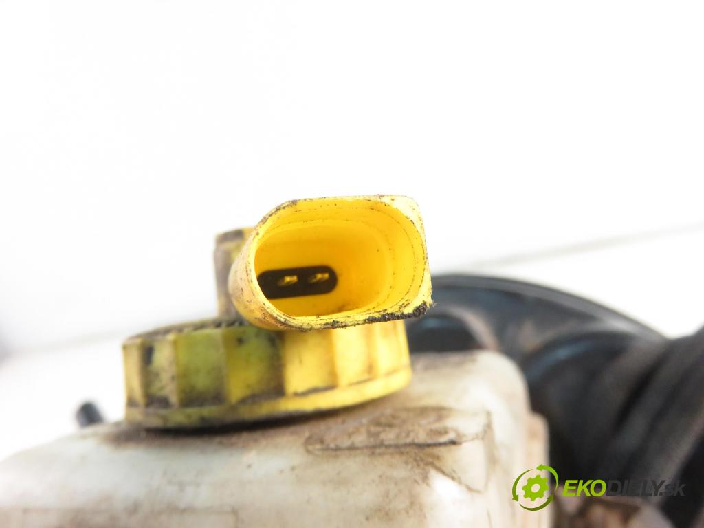 VW GOLF IV (1J1) HB 2001 77,00 1.6 16V - AUS 1598,00 Posilovač 1J1614205 ; 03786404014 (Servočerpadlo, pumpa riadenia)