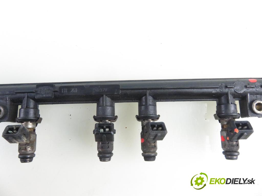 FIAT GRANDE PUNTO (199_) HB 2007 57,00 1.4 - 350 A1.000 1368,00 Lišta vstrekovacia IWP160 (Vstrekovacia lišta)