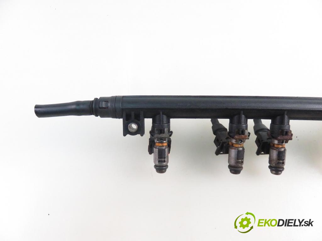 FIAT GRANDE PUNTO (199_) HB 2007 57,00 1.4 - 350 A1.000 1368,00 Lišta vstrekovacia IWP160 (Vstrekovacia lišta)