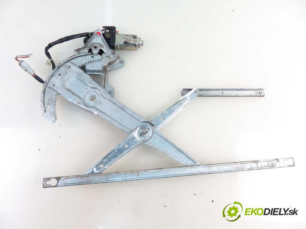 HONDA CR-V I (RD) SUV 2001 108,00 2.0 16V 4WD 147 - B20Z1 1973,00 Mechanizmus okien