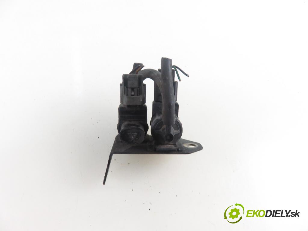 KIA SPORTAGE (K00) SUV 2000 61,00 2.0 TD 4WD 83 - RF 1998,00 VENTIL VAKUUM: