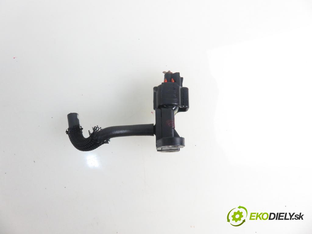 TOYOTA AVENSIS sedan (_T25_) SEDAN 2004 85,00 2.0 D-CAT 116- 1CD-FTV 1995,00 snímač TLAK: MAP senzor 8942120210 ; 0798005130