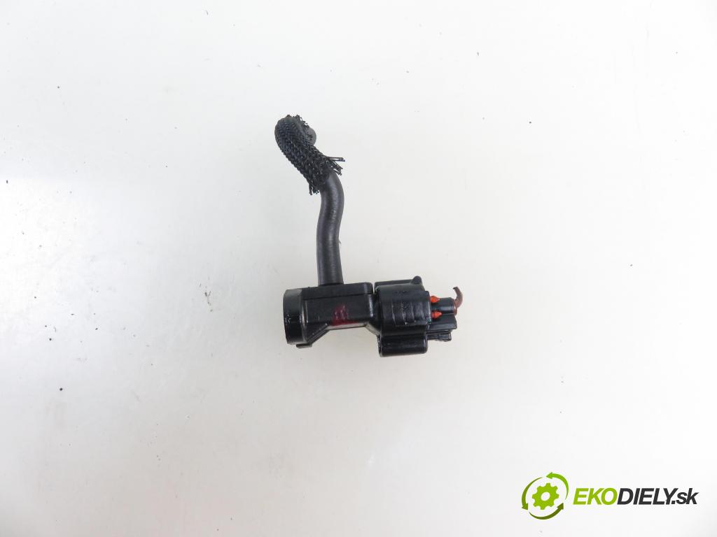 TOYOTA AVENSIS sedan (_T25_) SEDAN 2004 85,00 2.0 D-CAT 116- 1CD-FTV 1995,00 snímač TLAK: MAP senzor 8942120210 ; 0798005130