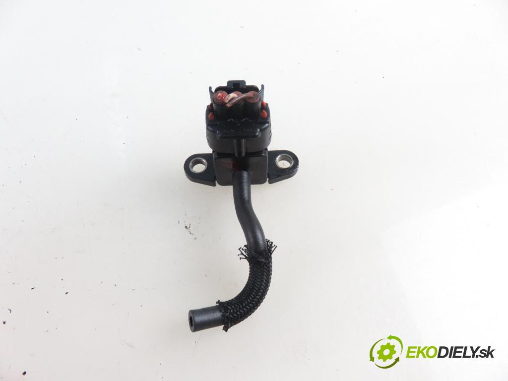 TOYOTA AVENSIS sedan (_T25_) SEDAN 2004 85,00 2.0 D-CAT 116- 1CD-FTV 1995,00 snímač TLAK: MAP senzor 8942120210 ; 0798005130