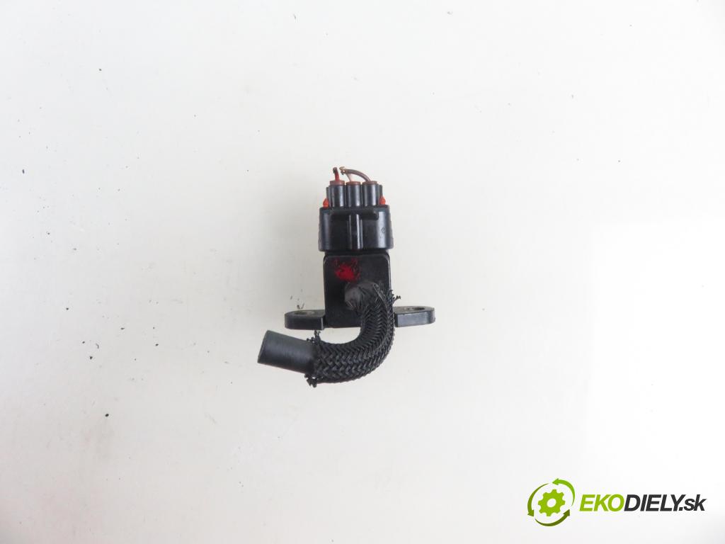 TOYOTA AVENSIS sedan (_T25_) SEDAN 2004 85,00 2.0 D-CAT 116- 1CD-FTV 1995,00 snímač TLAK: MAP senzor 8942120210 ; 0798005130