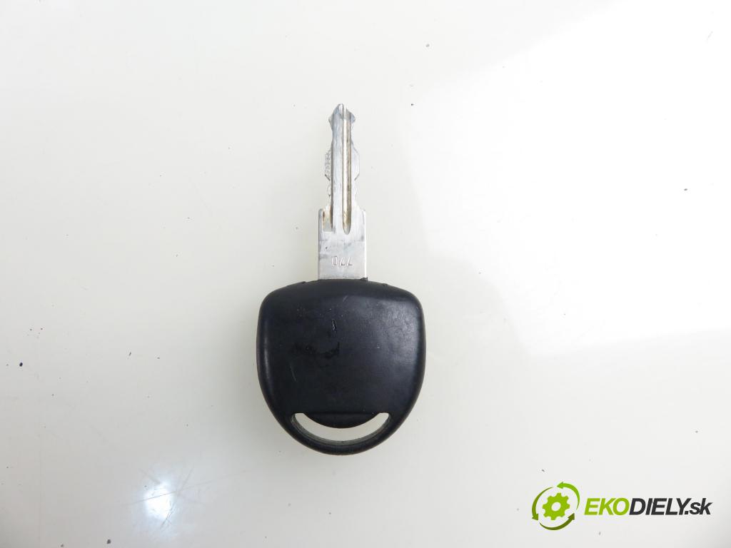 OPEL COMBO Nadwozie pełne/minivan KOMBIVAN 2003 48,00 1.7 DI 16V 65 - Y 17 DTL 1686,00 spinačka 24445098 ; 5WK4763 (Spínacia skrinka)