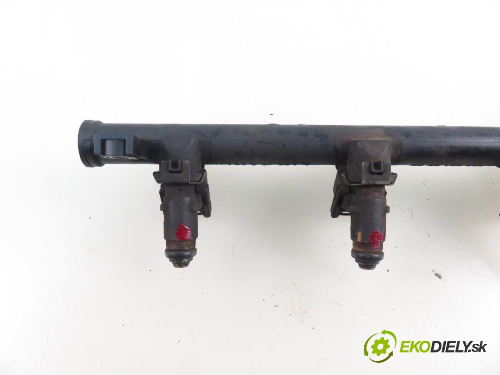 RENAULT KANGOO (KC0/1_) KOMBI 2003 70,00 1.6 16V - K4M 752 1598,00 lišta vstřikovací 8200139674C ; H029611 ; ITGM60 (Vstřikovací lišty)