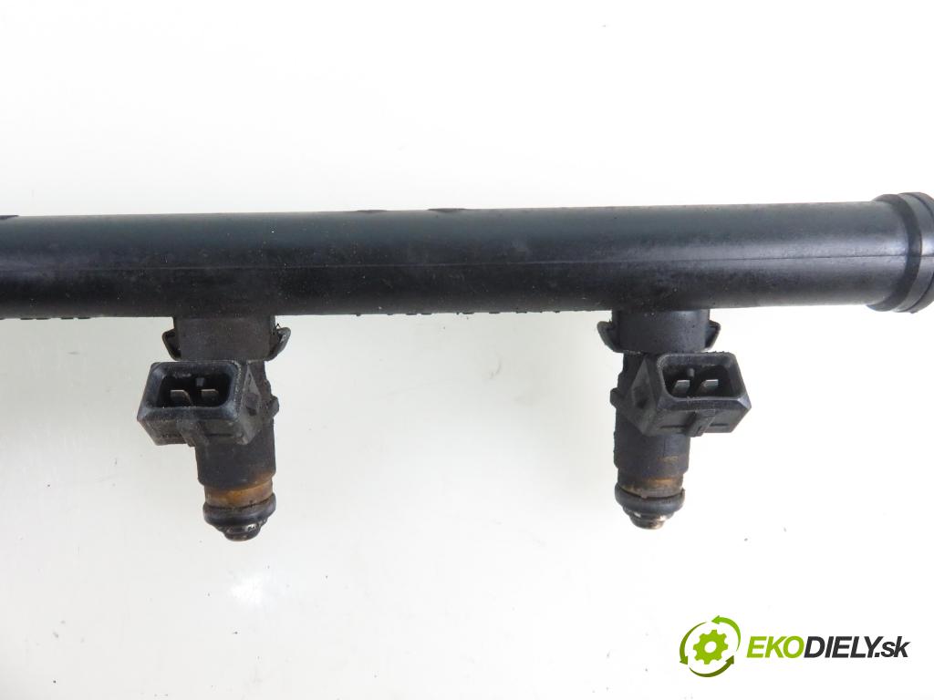 RENAULT KANGOO (KC0/1_) KOMBI 2003 70,00 1.6 16V - K4M 752 1598,00 lišta vstřikovací 8200139674C ; H029611 ; ITGM60 (Vstřikovací lišty)