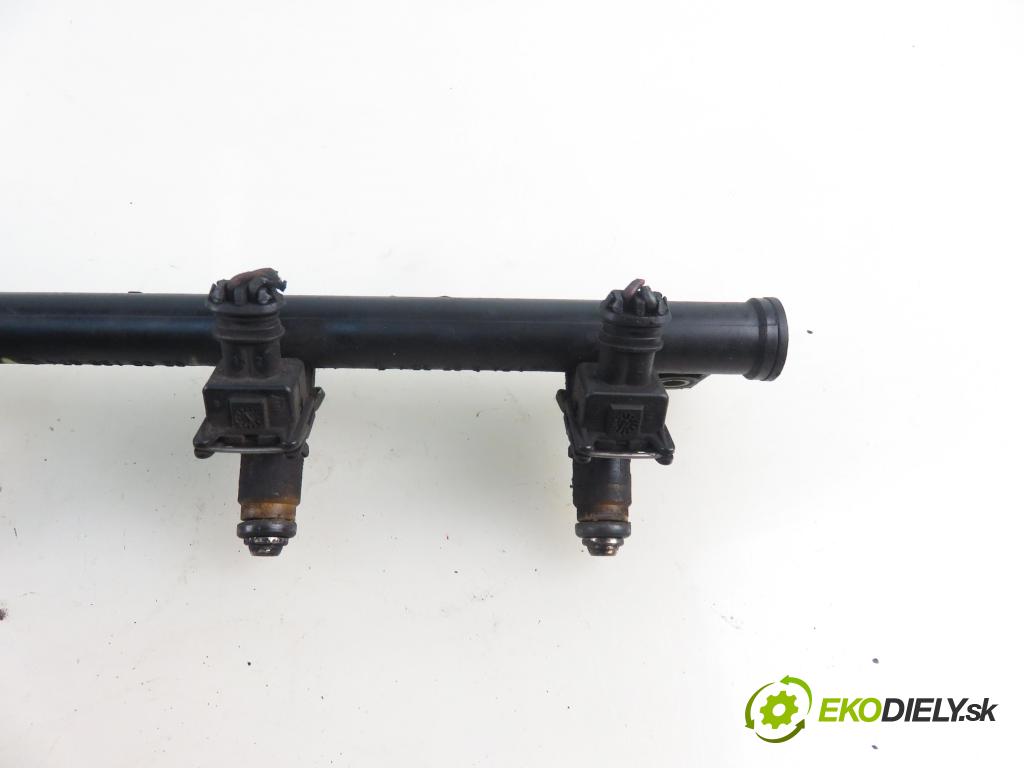 RENAULT KANGOO (KC0/1_) KOMBI 2003 70,00 1.6 16V - K4M 752 1598,00 lišta vstřikovací 8200139674C ; H029611 ; ITGM60 (Vstřikovací lišty)