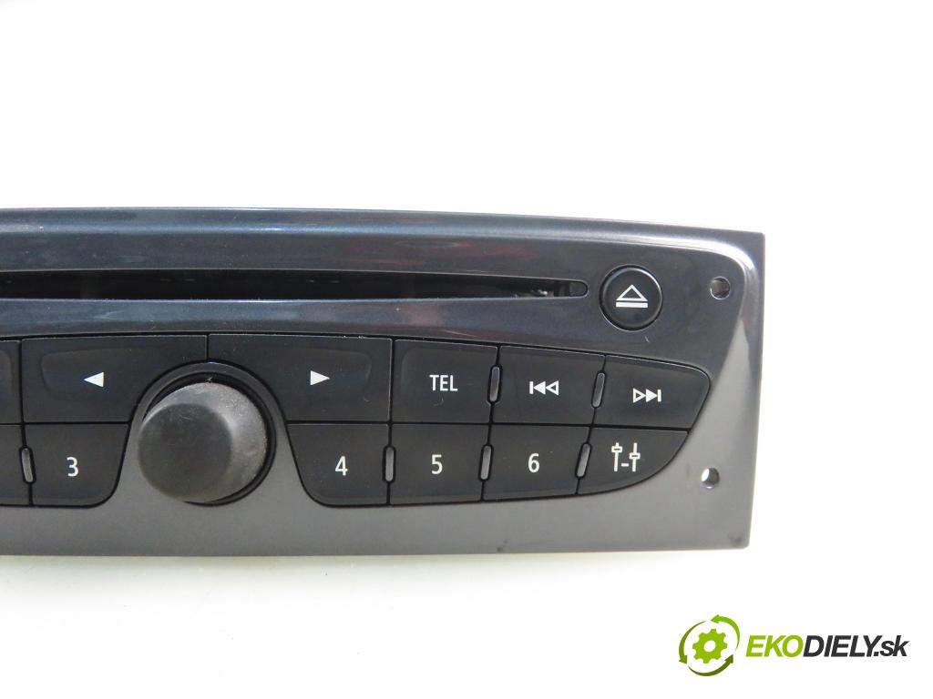 RENAULT CLIO III Grandtour (KR0/1_) KOMBI 2012 55,00 1.5 dCi 75 - K9K 770 1461,00 RADIO CD 281155473R