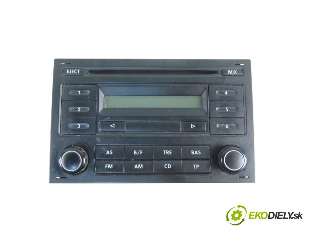 VW POLO (9N_) HB 2006 51,00 1.4 TDI - BNM 1422,00 RADIO 6Q0035152