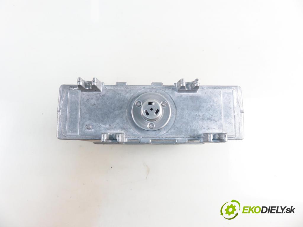 AUDI A4 (8D2, B5) SEDAN 1996 81,00 1.9 TDI 110 - AFN 1896,00 Riadiaca jednotka Motor 028906021CE ; 0281001425426