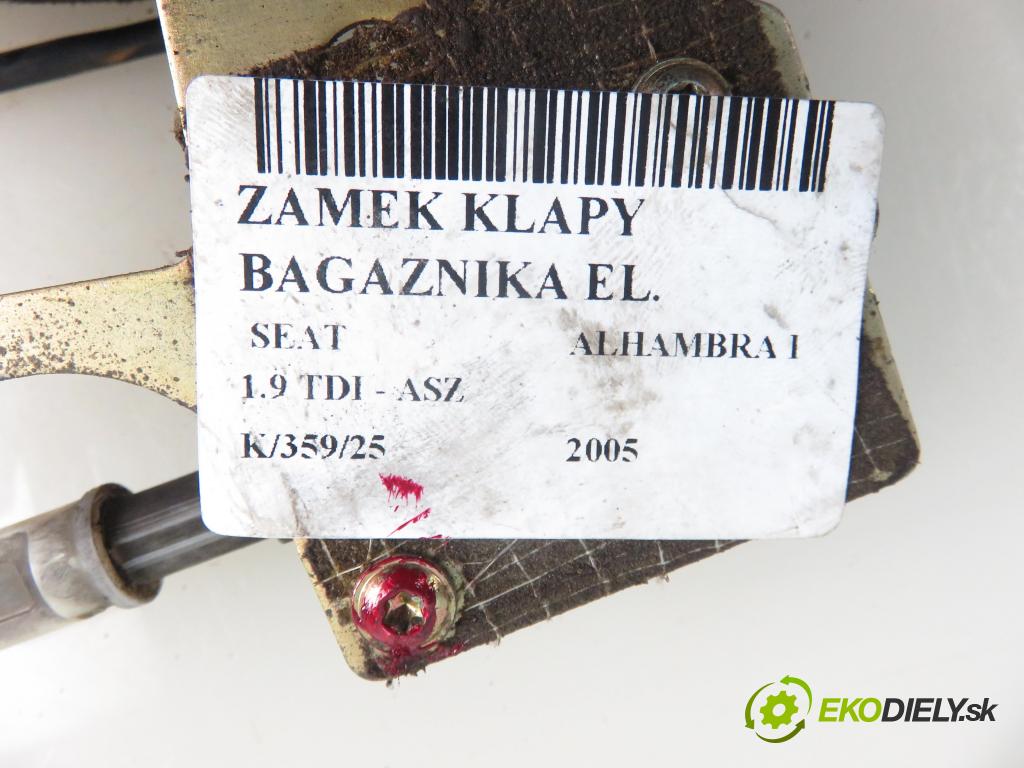SEAT ALHAMBRA (7V8, 7V9) MINIVAN 2005 96,00 1.9 TDI - ASZ 1896,00 zámok dverí kufor EL.