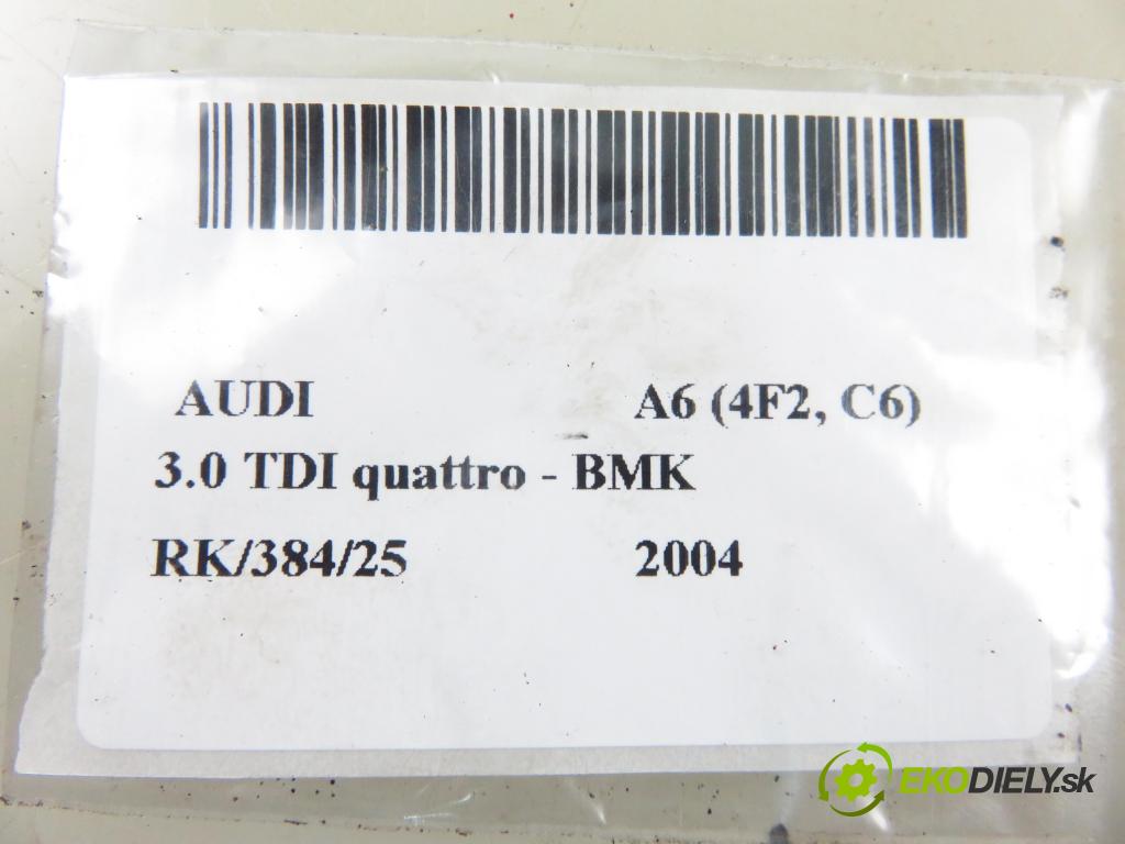 AUDI A6 (4F2, C6) SEDAN 2004 165,00 3.0 TDI quattro - BMK 2967,00 Snímač nárazu 5WK43273 ; 1K0909606 (Snímač nárazu)