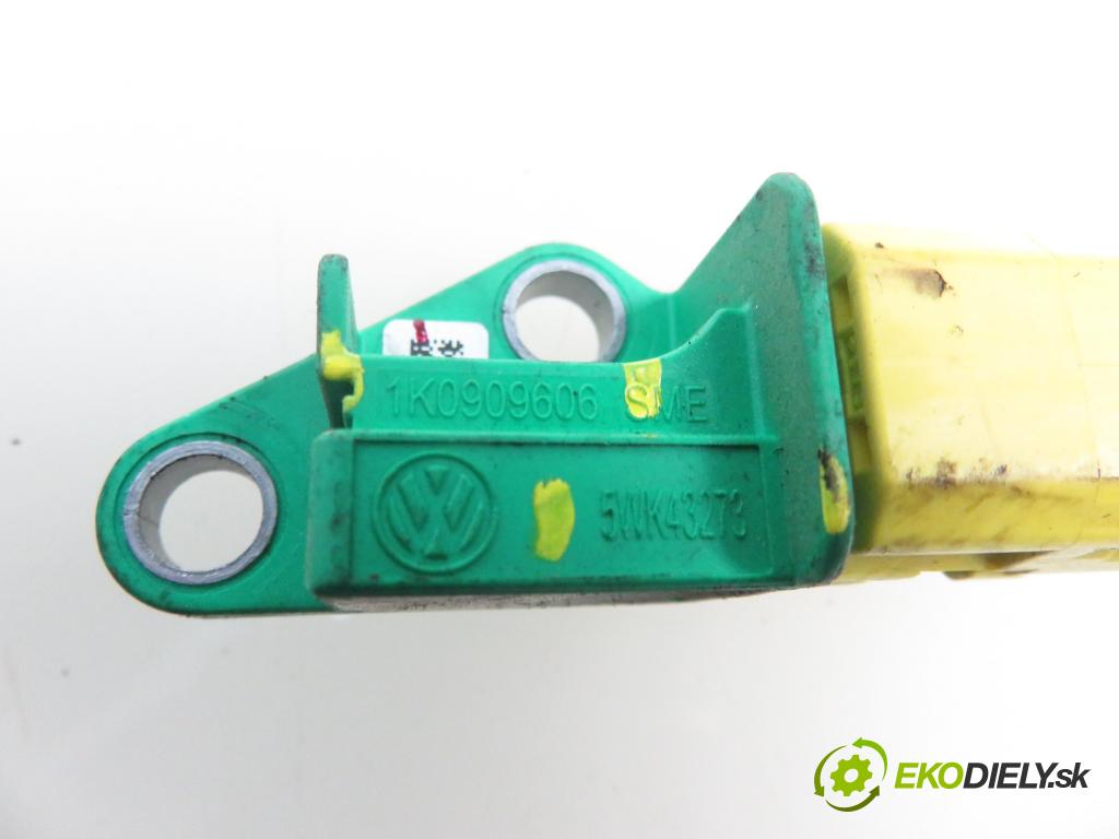 AUDI A6 (4F2, C6) SEDAN 2004 165,00 3.0 TDI quattro - BMK 2967,00 Snímač nárazu 5WK43273 ; 1K0909606 (Snímač nárazu)