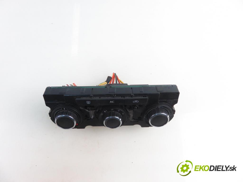 SKODA OCTAVIA II (1Z3) LIFTBACK 2008 75,00 1.6 - BSF 1595,00 Panel kúrenia KLIMATIZACE: 3T0820047R ; 5HB0975240