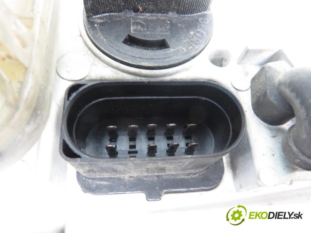 SKODA OCTAVIA II (1Z3) LIFTBACK 2008 75,00 1.6 - BSF 1595,00 světlo PP 