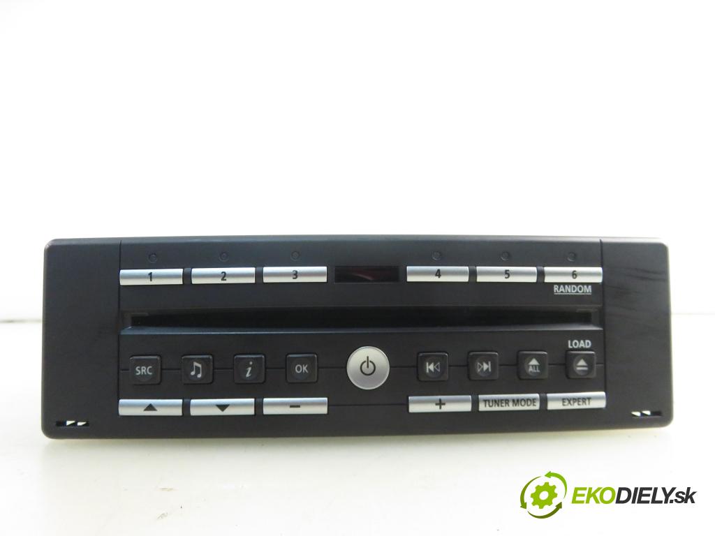 RENAULT ESPACE IV (JK0/1_) VAN 2004 85,00 1.9 dCi 116 - F9Q 820 1870,00 RADIO 8200207099A
