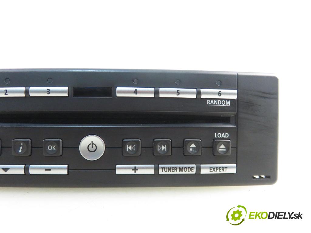 RENAULT ESPACE IV (JK0/1_) VAN 2004 85,00 1.9 dCi 116 - F9Q 820 1870,00 RADIO 8200207099A