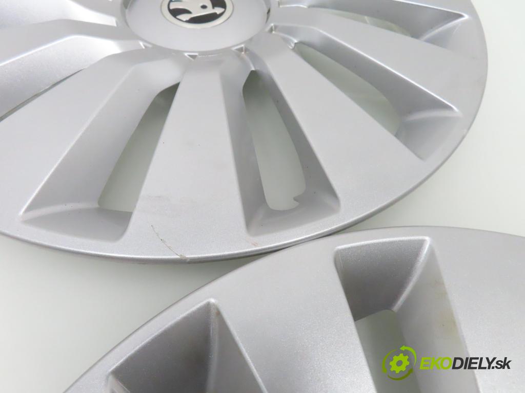 SKODA 0 puklica 5F0601147G