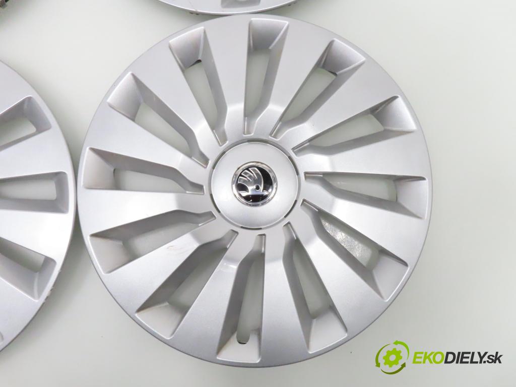 SKODA 0 puklica 5F0601147G