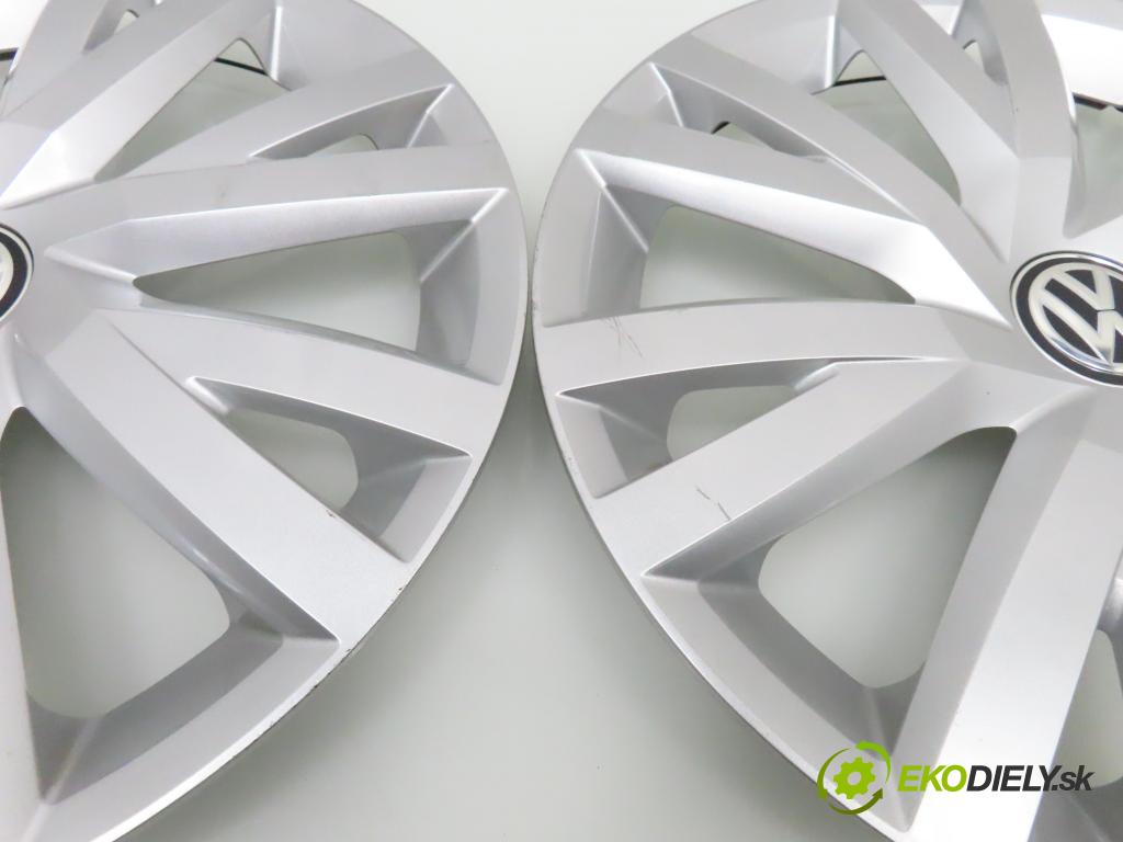 VW 0 puklica 5G0601147B