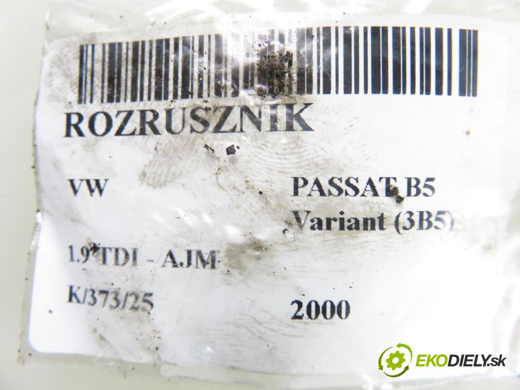 VW PASSAT B5 Variant (3B5) KOMBI 2000 85,00 1.9 TDI - AJM 1896,00 Štartér 068911024E ; D7R33 (Štartér)