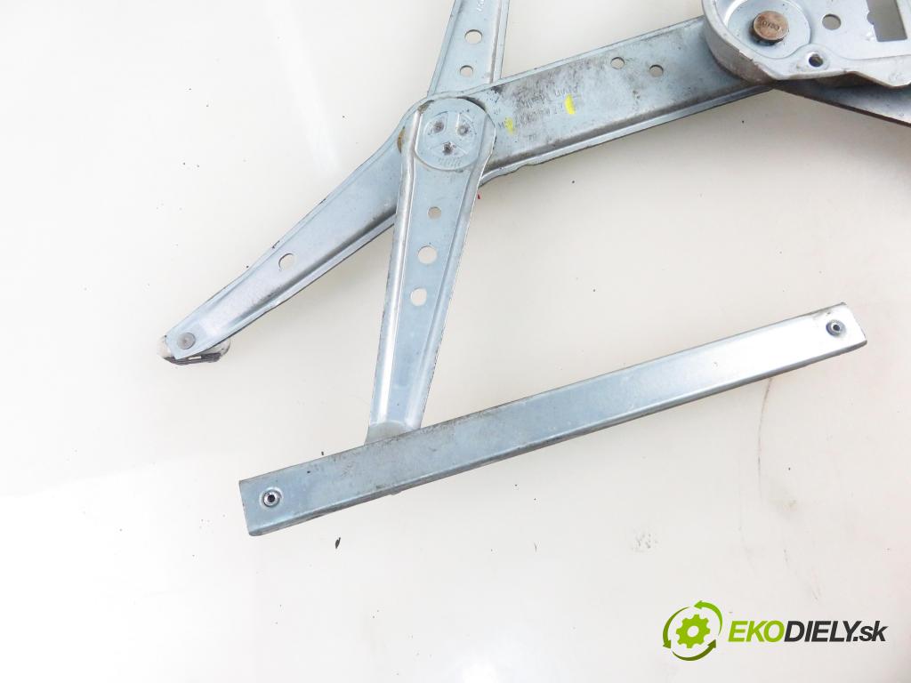 OPEL COMBO Nadwozie pełne/minivan KOMBIVAN 2003 48,00 1.7 DI 16V 65 - Y 17 DTL 1686,00 mechanismus oken PPE 24448127 ; 24462796