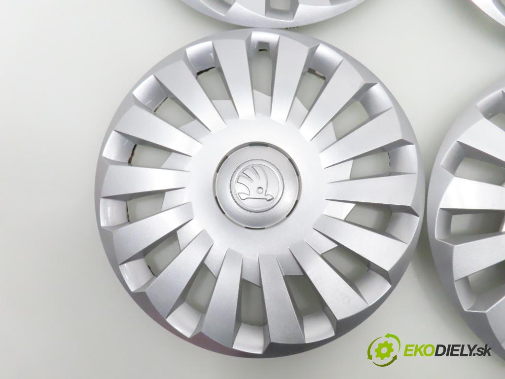 SKODA   0    puklica 5E0601147H
