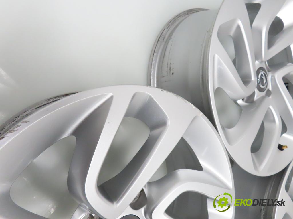 OPEL 0 disky / disk 39007897 ; 672044871
