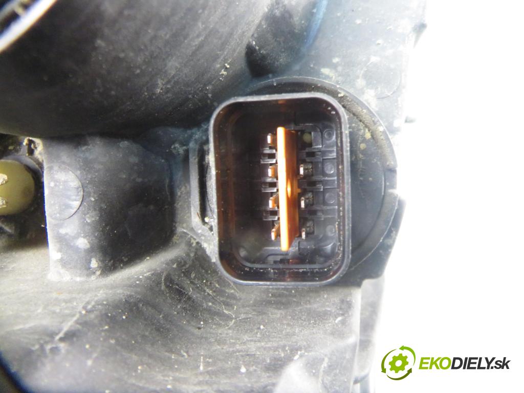 CHEVROLET CAPTIVA (C100, C140) SUV 2012 135,00 2.2 D 4WD 184 - Z 22 D1 2231,00 světlo LP