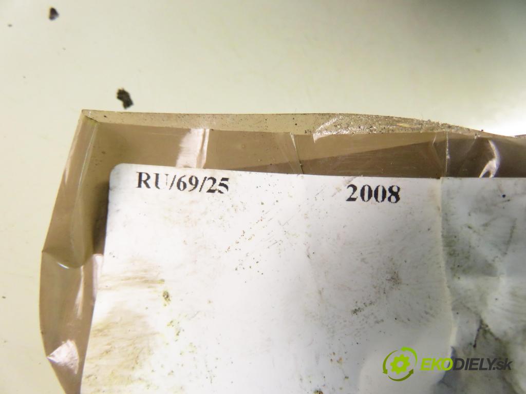 OPEL MERIVA A nadwozie wielkoprzestrzenne (MPV) (X03) MINIVAN 2008 74,00 1.7 CDTI 100 - Z 17 DTH 1686,00 KOMPRESOR: klimatizace 24421642 (Kompresor klimatizace)