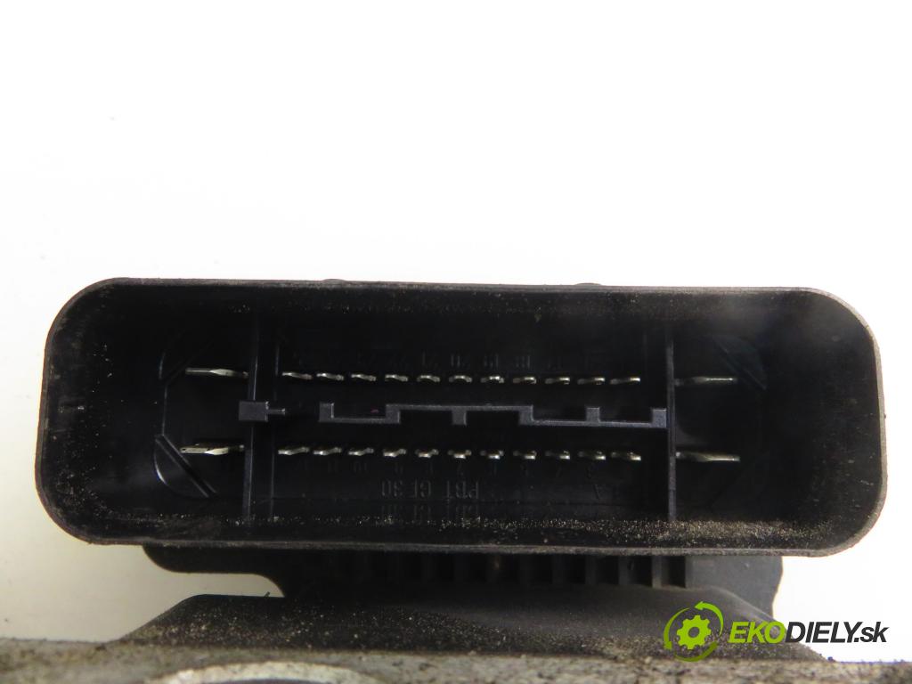 VW CADDY III Variant (2KB, 2KJ, 2CB, 2CJ) KOMBIVAN 2005 77,00 1.9 TDI - BJB 1896,00 Pumpa ABS 2K0907379A ; 10097003173 (Pumpa ABS)