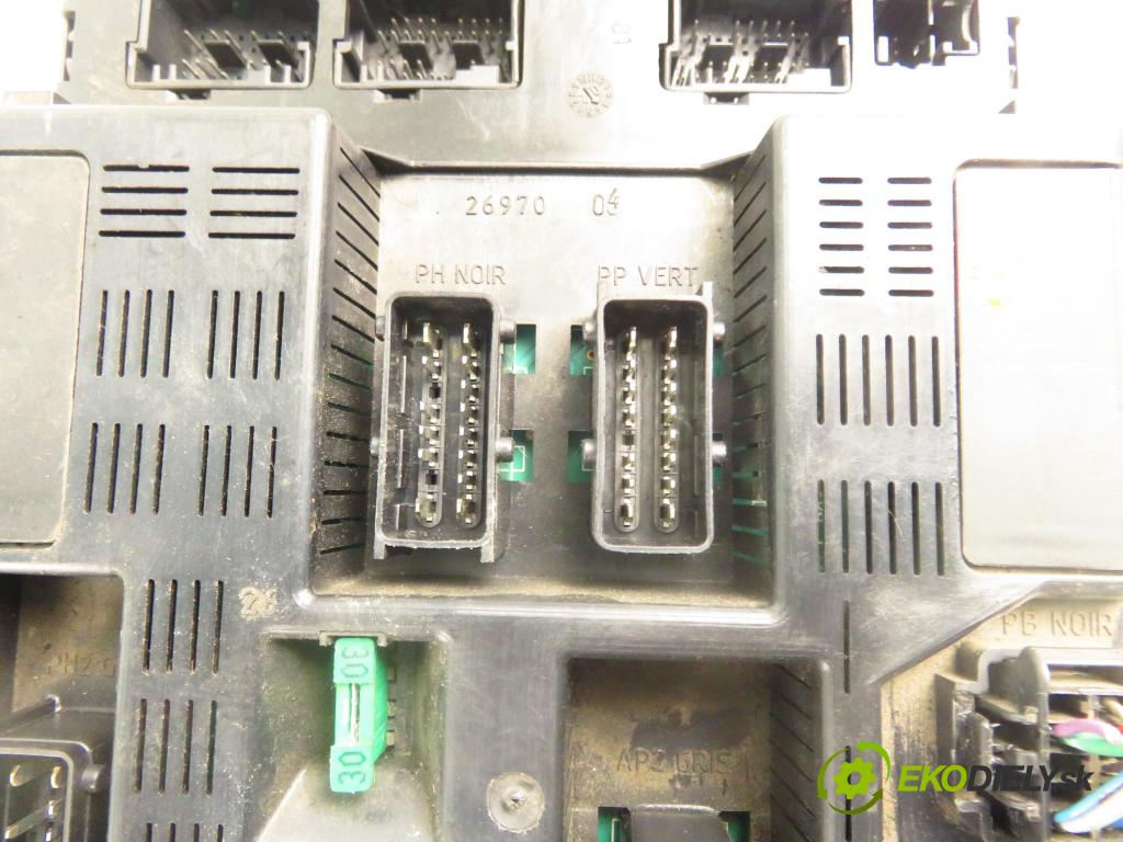 PEUGEOT 307 (3A/C) HB 2002 66,00 2.0 HDi 90 - RHY (DW10TD) 1997,00 MODUL BSI 9644098180 ; 9636760580F