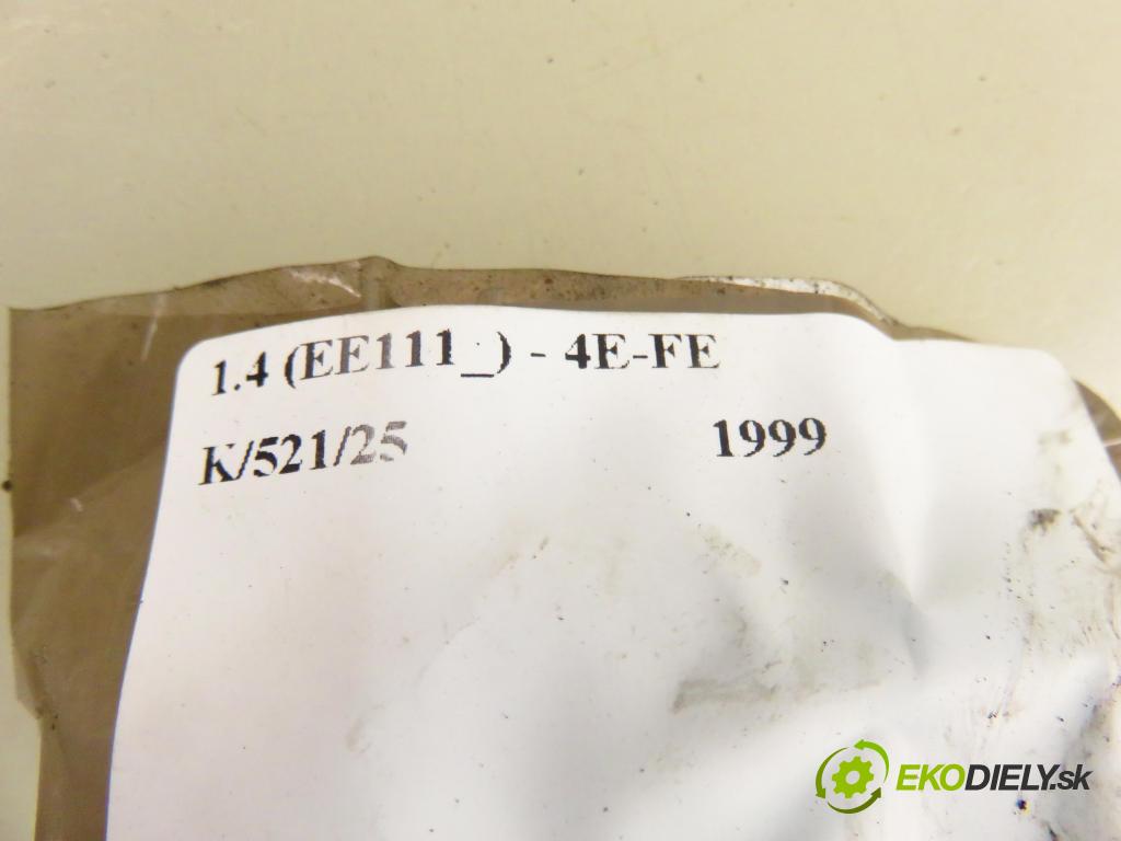 TOYOTA COROLLA (_E11_) SEDAN 1999 63,00 1.4 1332,00 Motorček stieračov predný 8511012860 ; 1592002700