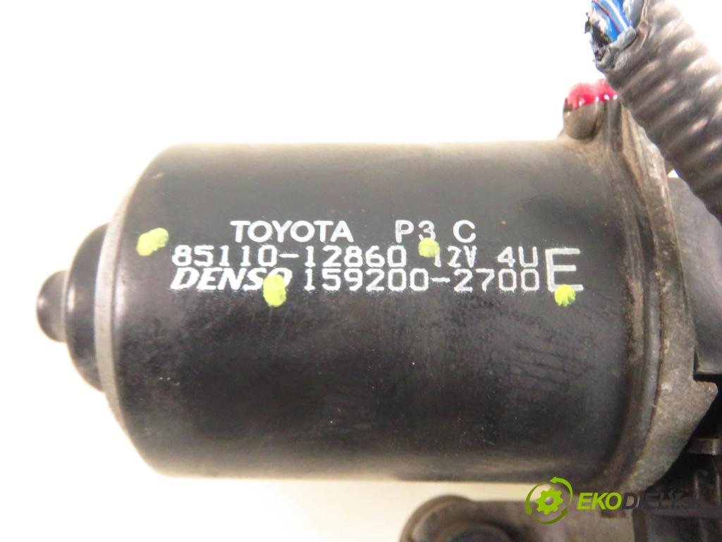 TOYOTA COROLLA (_E11_) SEDAN 1999 63,00 1.4 1332,00 Motorček stieračov predný 8511012860 ; 1592002700