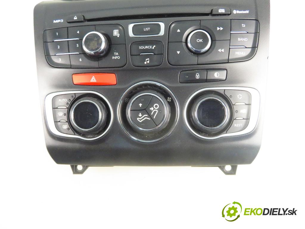 CITROEN DS4 HB 2013 84,00 1.6 HDi 115 - 9HD (DV6C) 1560,00 Panel kúrenia KLIMATRONIK 98040784XX