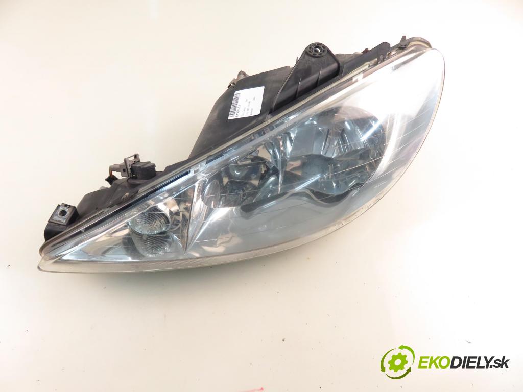 PEUGEOT 206 liftback (2A/C) HB 2003 440,00 1.1 i - HFX (TU1JP) 1124,00 světlo LP 9628666880