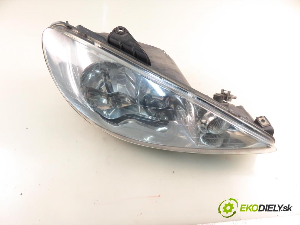 PEUGEOT 206 liftback (2A/C) HB 2003 440,00 1.1 i - HFX (TU1JP) 1124,00 světlo PP 9628666780