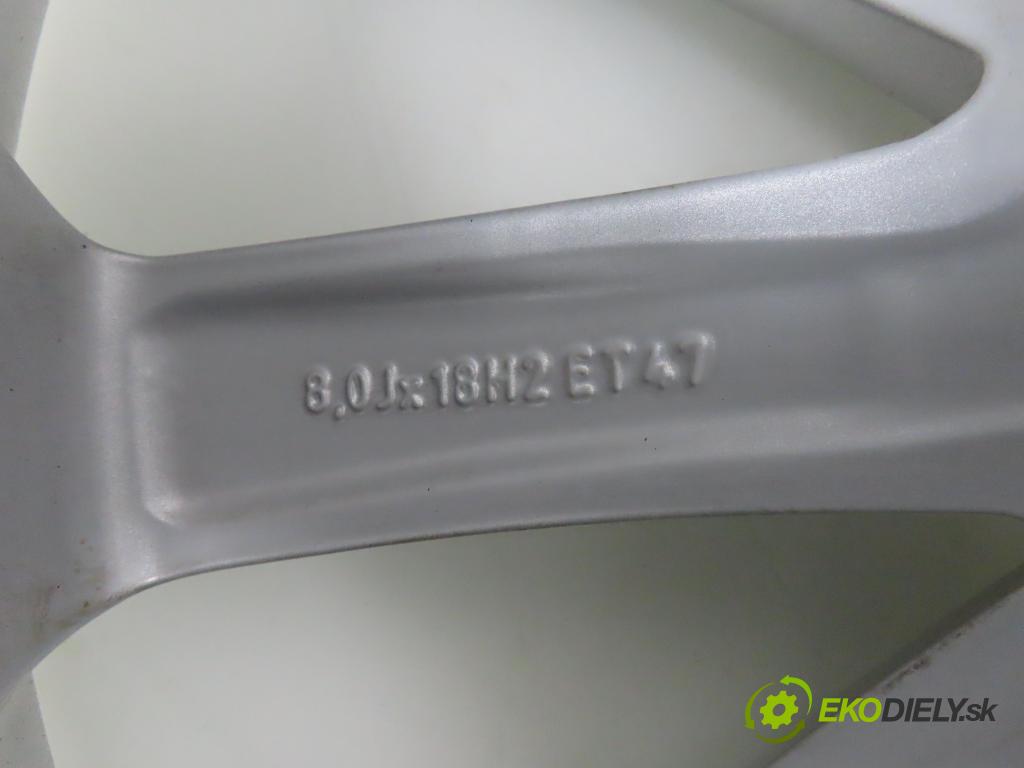 AUDI   0    disky / disk 8K0601025BT
