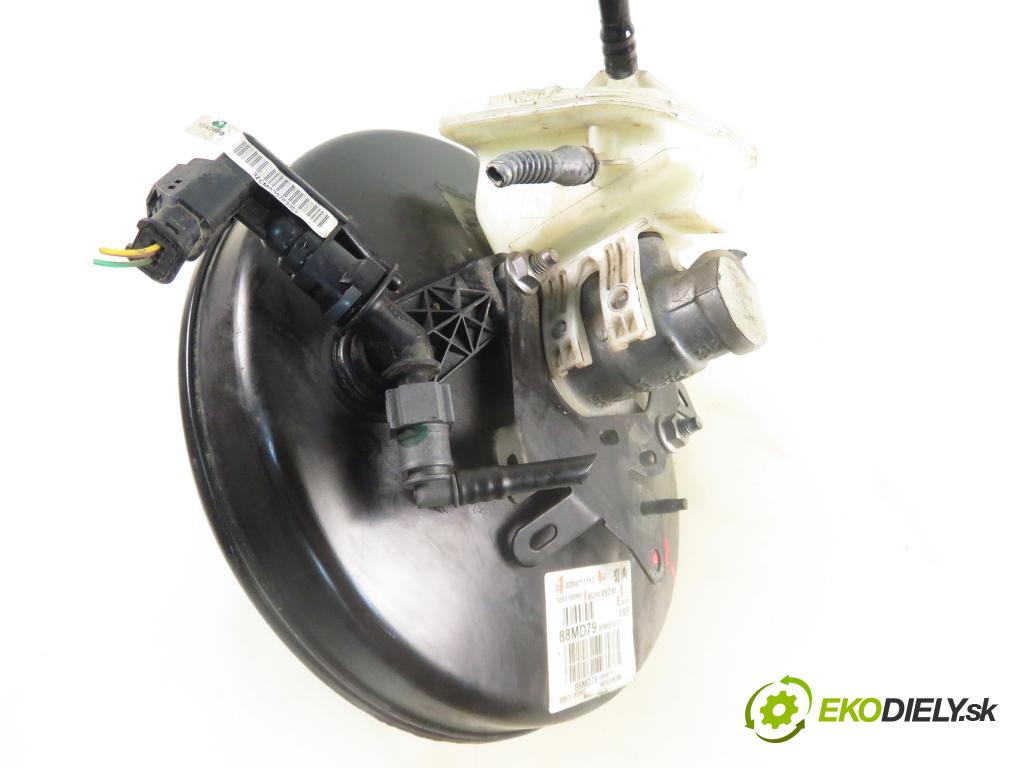 CITROEN DS4 HB 2013 84,00 1.6 HDi 115 - 9HD (DV6C) 1560,00 Posilovač 0204711153 ; 9674749280 (Servočerpadlo, pumpa riadenia)